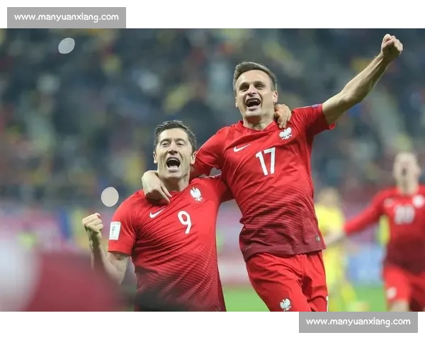 格罗西茨基：未竟的国脚梦与莱万的兄弟情仇